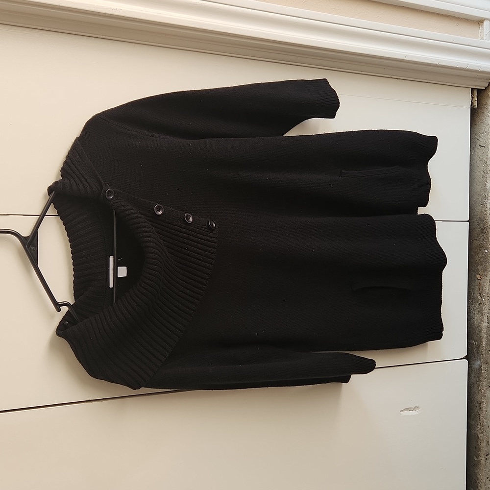 Black sweater size large